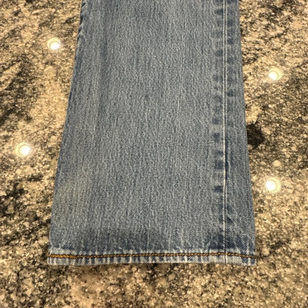 Levi's Jeans Mens 36x30 Blue 501 Straight Leg Button Fly‎ Denim Work Distressed